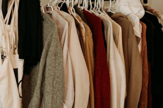 store clothes carefully for long-term storage